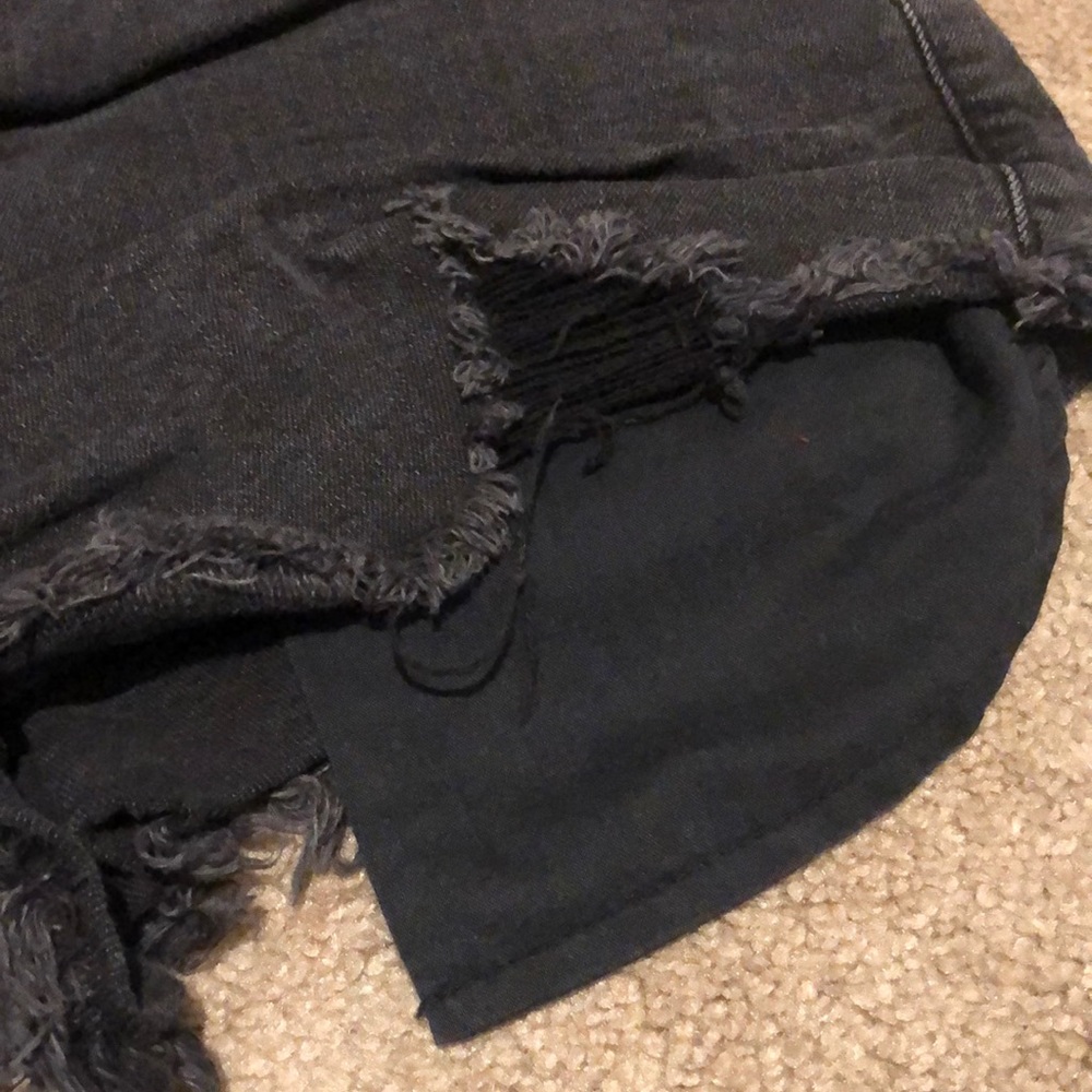 Black Ripped Shorts - Picture 4 of 4